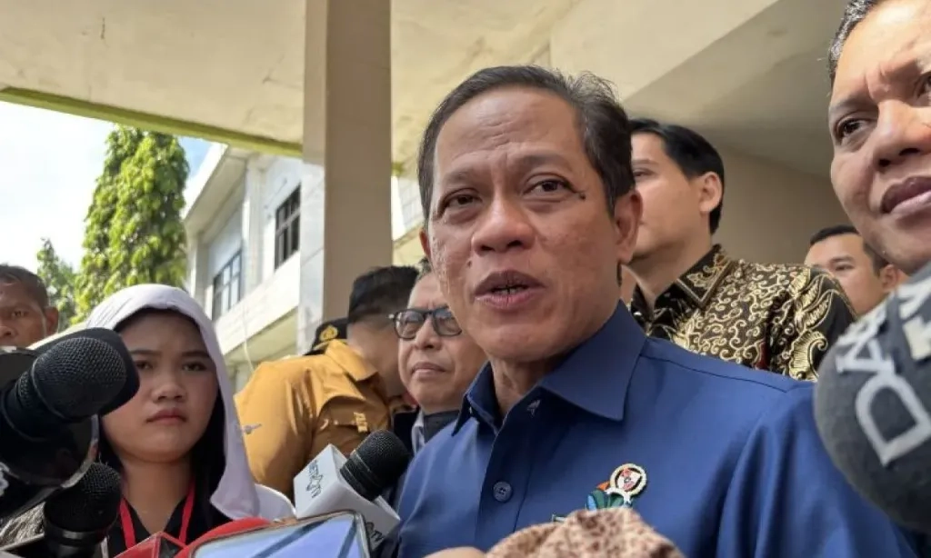 <p>Menteri LH Ingin Perkuat Peran Laboratorium Lingkungan Hidup</p>