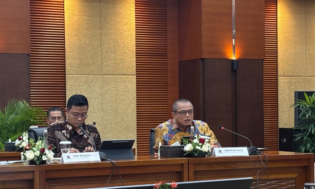 <p id="isPasted">Dirjen Bea Cukai Ingin Bentuk Satgas Rokok Ilegal</p>