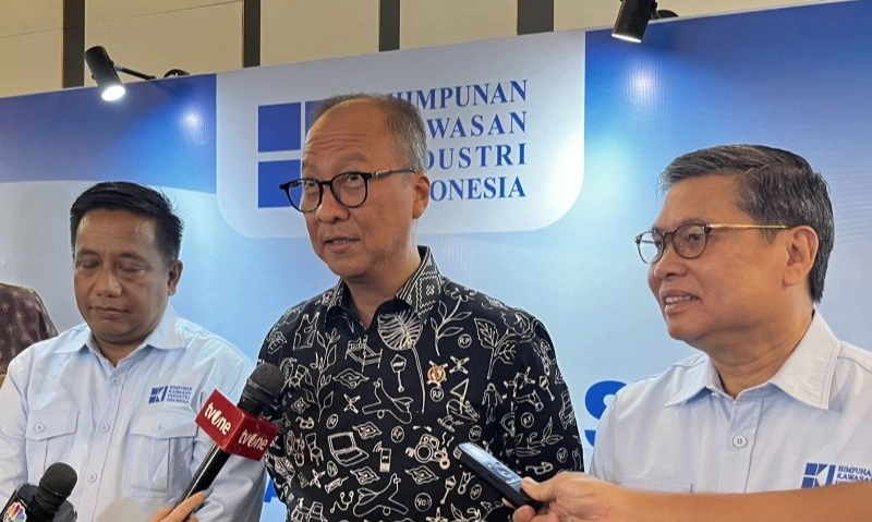 <p id="isPasted">Gaet Investasi, Pemerintah Janji Basmi Premanisme dan Pungli</p>