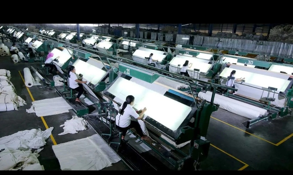 <p id="isPasted">HIPMI Desak Kemendag Terapkan Tarif BMAD Untuk Impor Sektor Hulu Industri Tekstil</p>