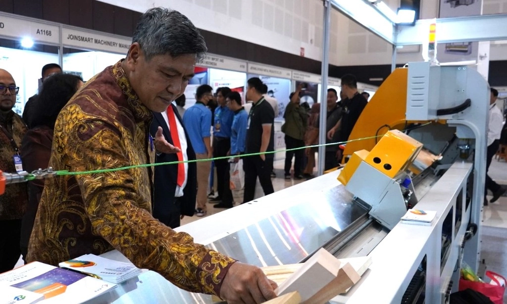<p>Kemenperin Dorong Industri Furnitur Rebut Peluang US$660 Miliar Di Pasar Global</p>