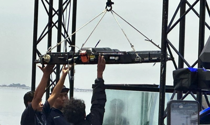 <p>Gokil! Baterai Chery Tiggo 8 CSH Normal Usia Direndam Air Laut 54 Jam</p>