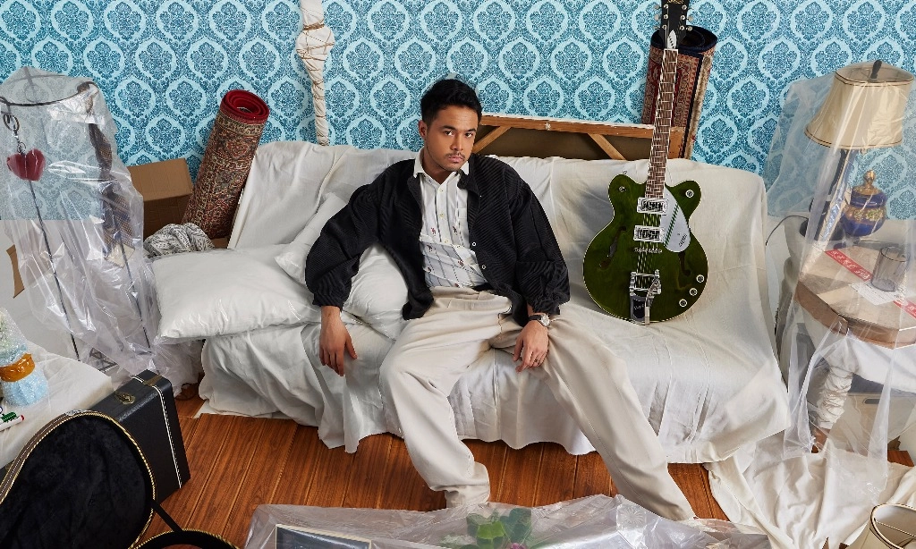 <p>Nadhif Basalamah Lanjutkan Cerita Hidup Lewat Album<em>&nbsp;(laman berikutnya)</em></p>