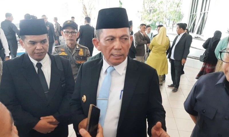 <p>Gubernur Kepri Dalami Isu Penjualan 4 Pulau Di Anambas</p>