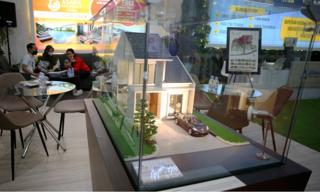 <p id="isPasted">BI: Laju Pertumbuhan Kredit Properti Melambat Pada Mei 2025</p>