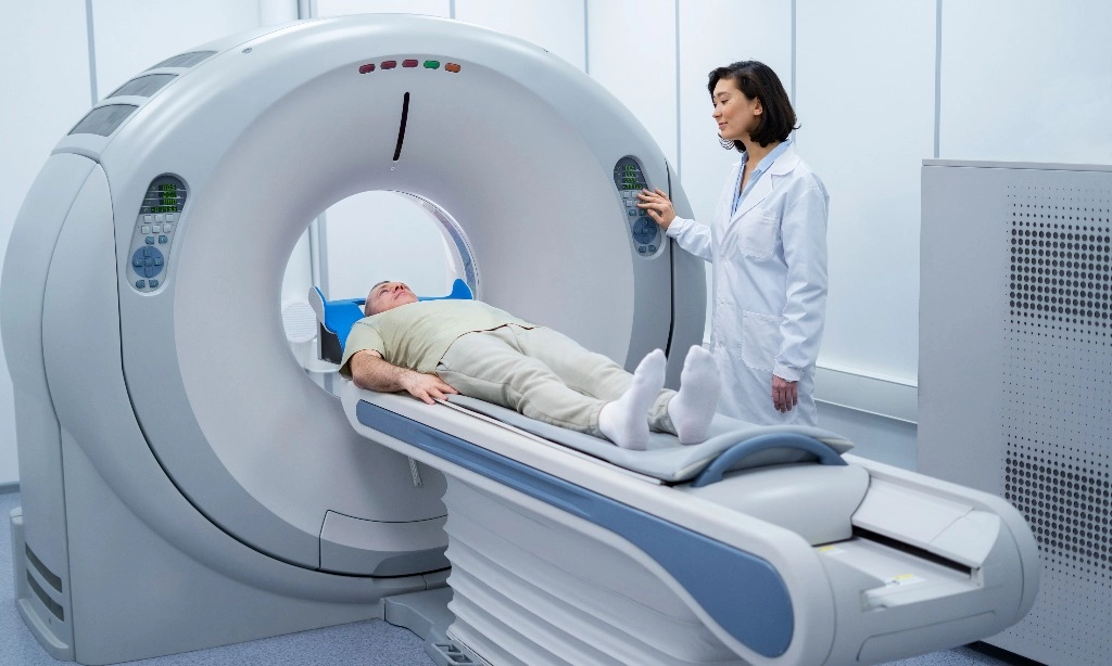 <p>Pahami Potensi Kanker Sekunder Pasca Terapi Radioterapi</p>