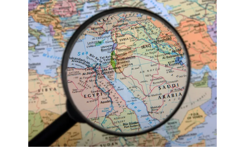 <p id="isPasted">Mencari Ceruk Pariwisata Di Tengah Konflik Israel-Iran</p>