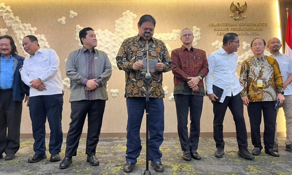 <p>Airlangga: Penyaluran KUR Sampai Juni 2025 Tembus Rp131,84 T</p>