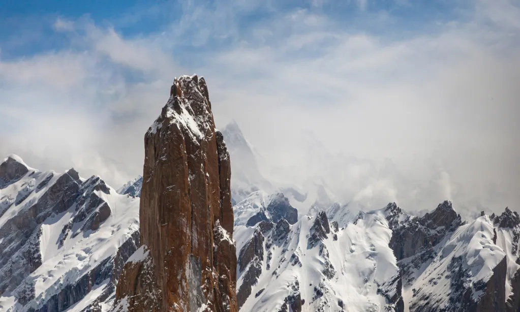 <p>6 Atlet Panjat Tebing Indonesia Siap Taklukan Nameless Tower</p>