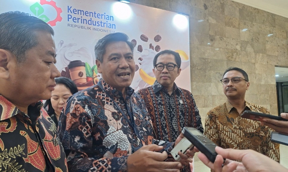 <p id="isPasted">Pasokan Kakao Untuk Industri Terus Turun, Kemenperin Didik Dokter Kakao</p>