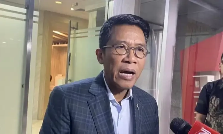 <p id="isPasted">Rapat Paripurna Setujui Ricky Perdana Jadi Deputi Gubernur BI</p>