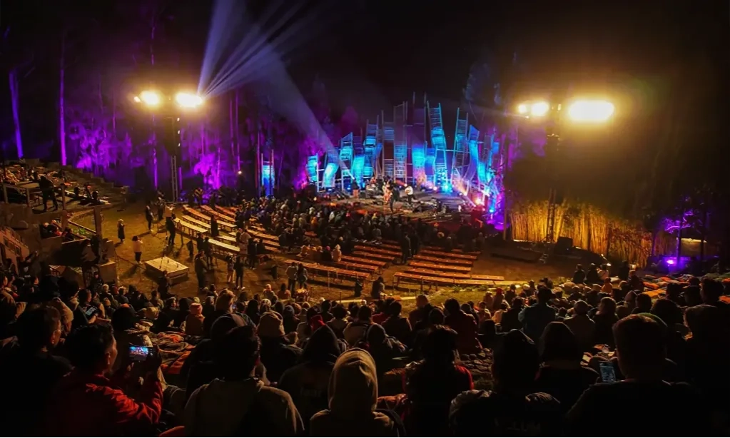 <p>Jazz Gunung 2025 Hadirkan Format <em id="isPasted">Series</em>, Ini <em>Line up&nbsp;</em>Dan Harga Tiketnya</p>