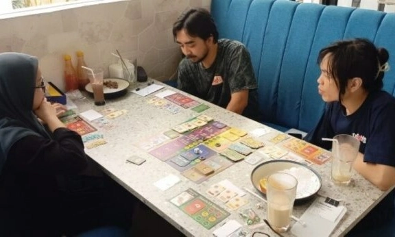 <p>Tata Harta, Permainan Literasi Keuangan Buatan Dosen ITS </p>