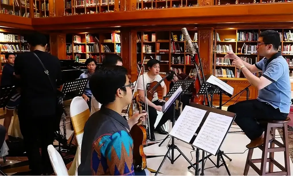 <p>Kolaborasi IFI Dan ASC Hadirkan Master Class Trio Saint-Saens</p>