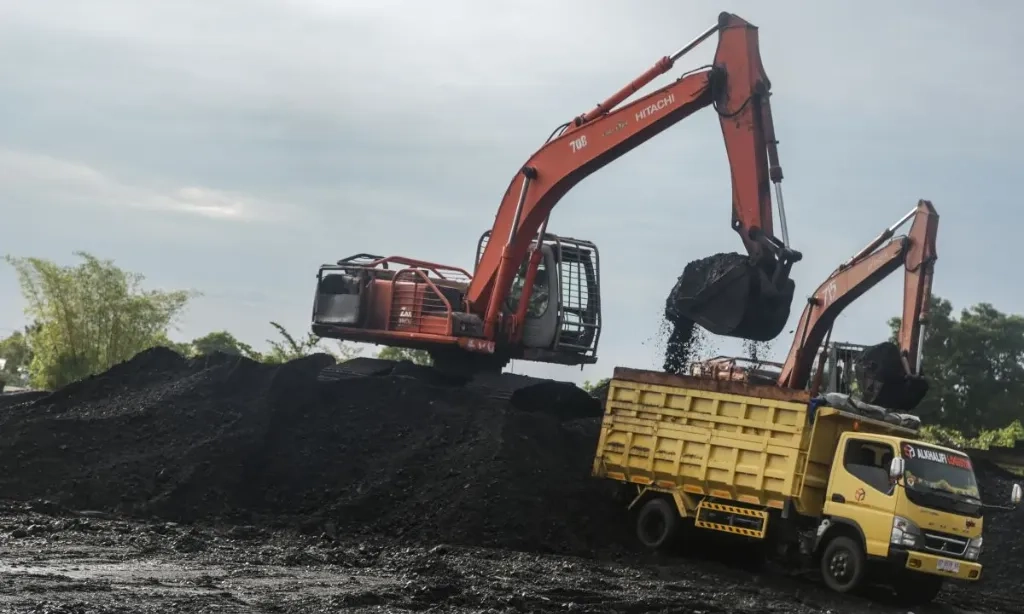 <p>Cegah <em>Oversupply</em>, Aspebindo Setuju RKAB Tambang Kembali Tahunan</p>