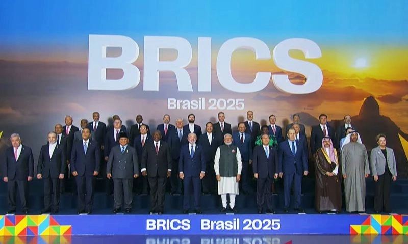 <p>Prabowo Komitmen Mengatasi Perubahan Iklim</p>