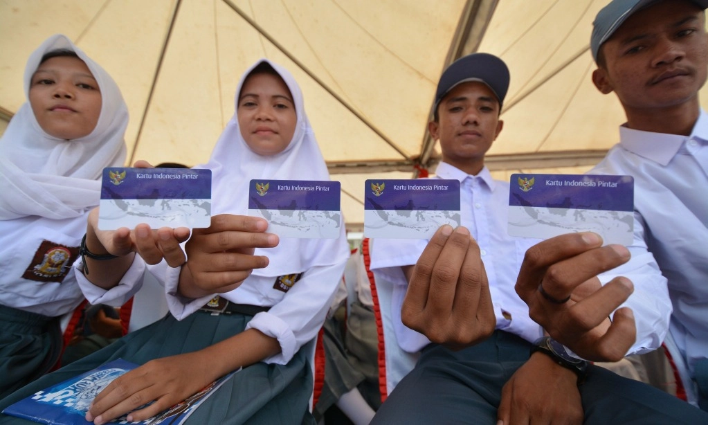 <p>Evolusi Dari Program Era SBY, Siapa Saja Penerima PIP?</p>