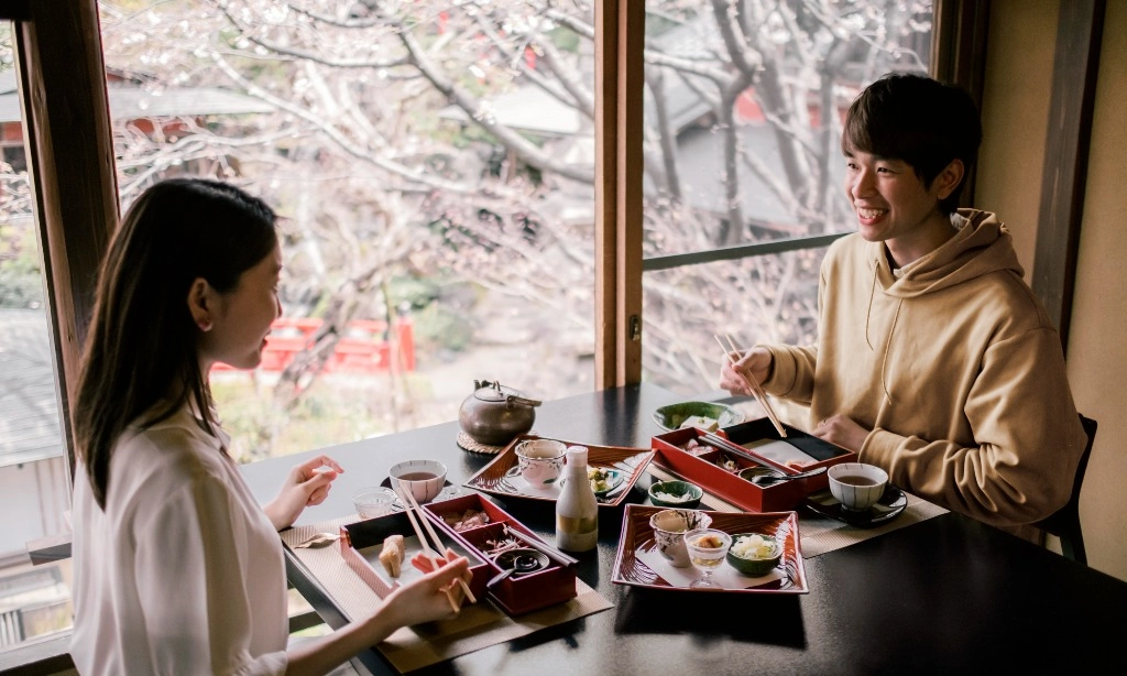 <p id="isPasted">Bukan Sahabat Jadi Cinta, Ini Makna <em>Friendship Marriage</em><em>&nbsp;</em>Di Jepang</p>