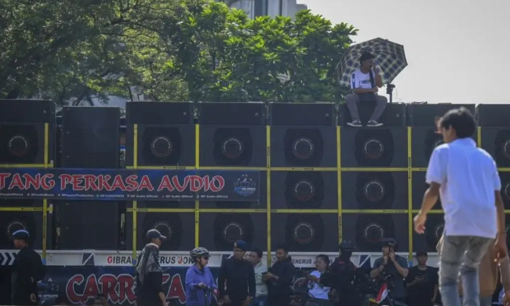 <p>Pemkot Malang Larang Penggunaan<em>&nbsp;Sound Horeg</em></p>