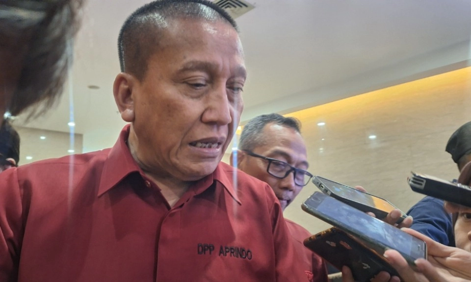 <p id="isPasted">Aprindo Diminta Jual Beras Premium Di Bawah HET</p>