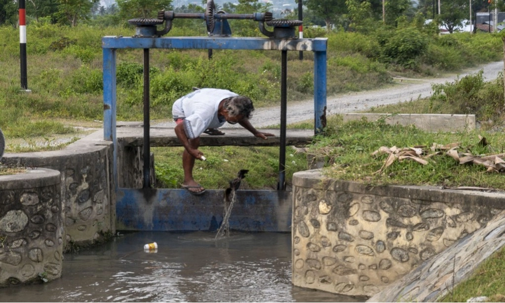 <p id="isPasted">Pemerintah Siapkan Anggaran Perbaiki Irigasi Hampir Rp13 Triliun</p>