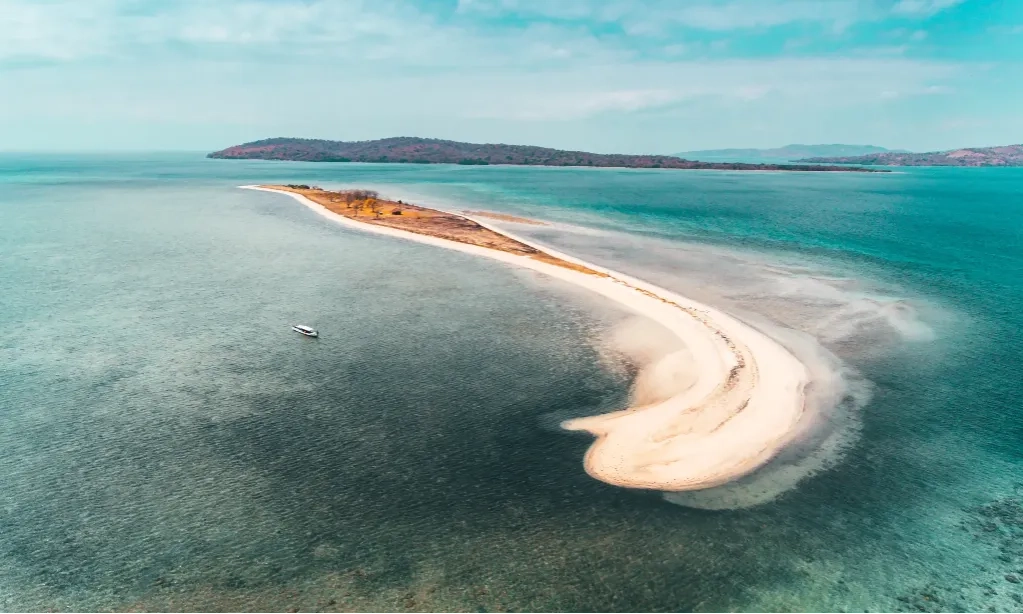 <p>Semua Pulau Kecil Di Lombok Timur Segera Disertifikati</p>