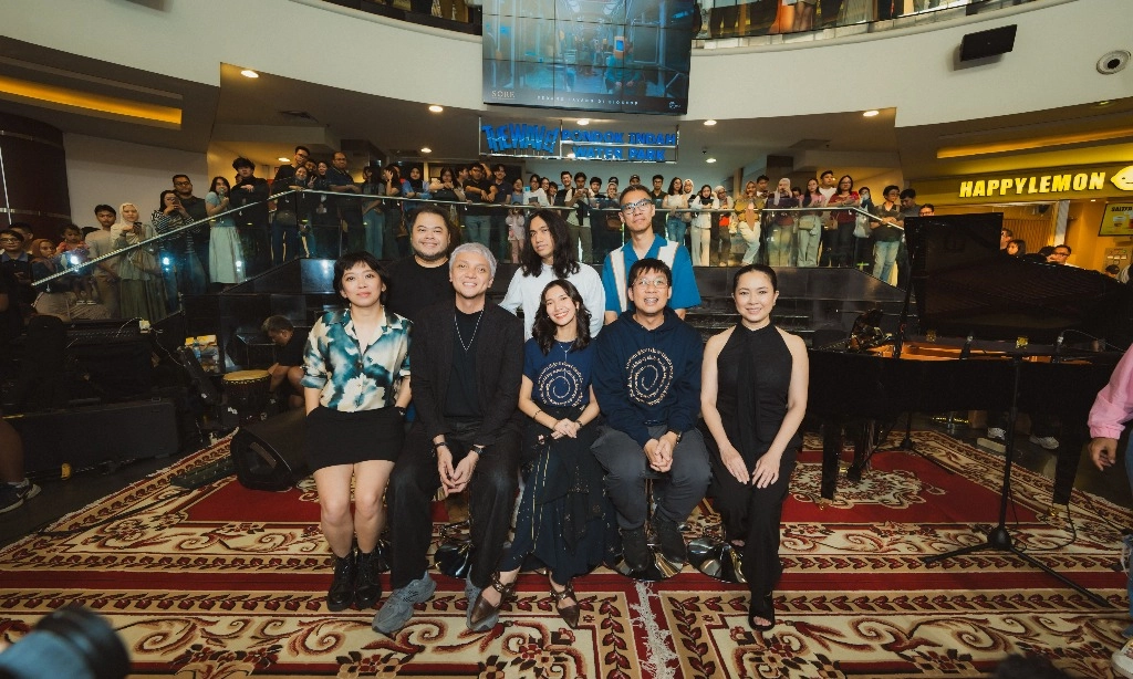 <p>Film <em>Sore: Istri &nbsp;Dari Masa Depan&nbsp;</em>Masuk Jajaran Film Terlaris 2025</p>