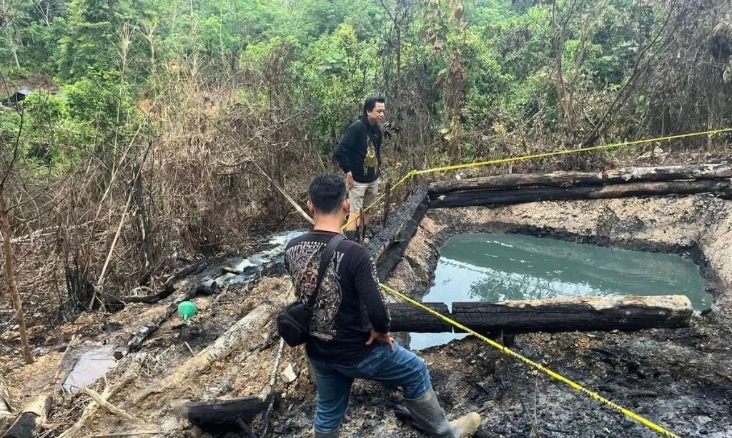 <p id="isPasted">SKK Migas: Puluhan Ribu Sumur Minyak Ilegal Bisa Dikerjasamakan Dengan KKKS</p>