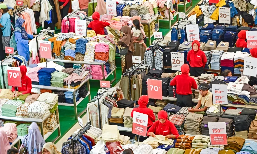 <p id="isPasted">APPBI: Kunjungan Ke Pusat Perbelanjaan Naik, Daya Beli Masyarakat Masih Rendah</p>