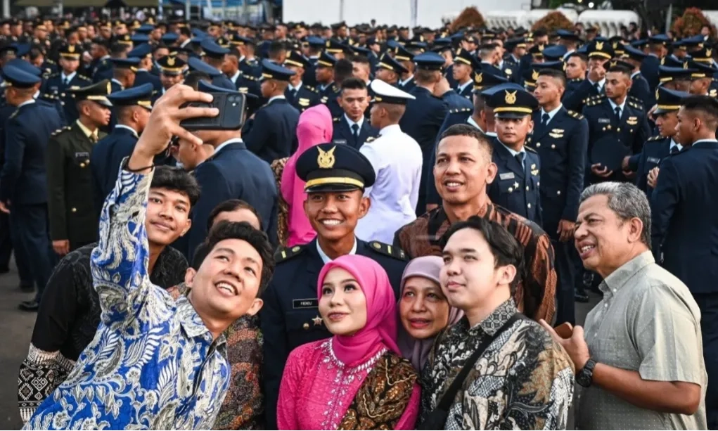 <p id="isPasted">Cerita Haru Perwira TNI Dan Polri Peraih Adhi Makayasa 2025</p>