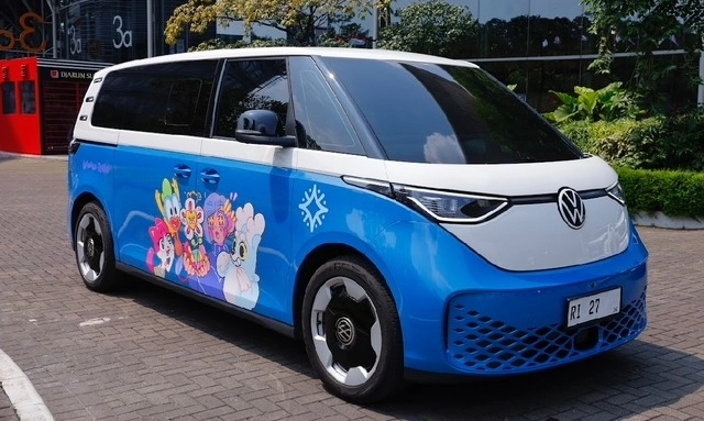 <p>VW x Ekraf Di GIIAS 2025, Dari <em>Live Painting</em> Sampai Desain Kompetisi</p>