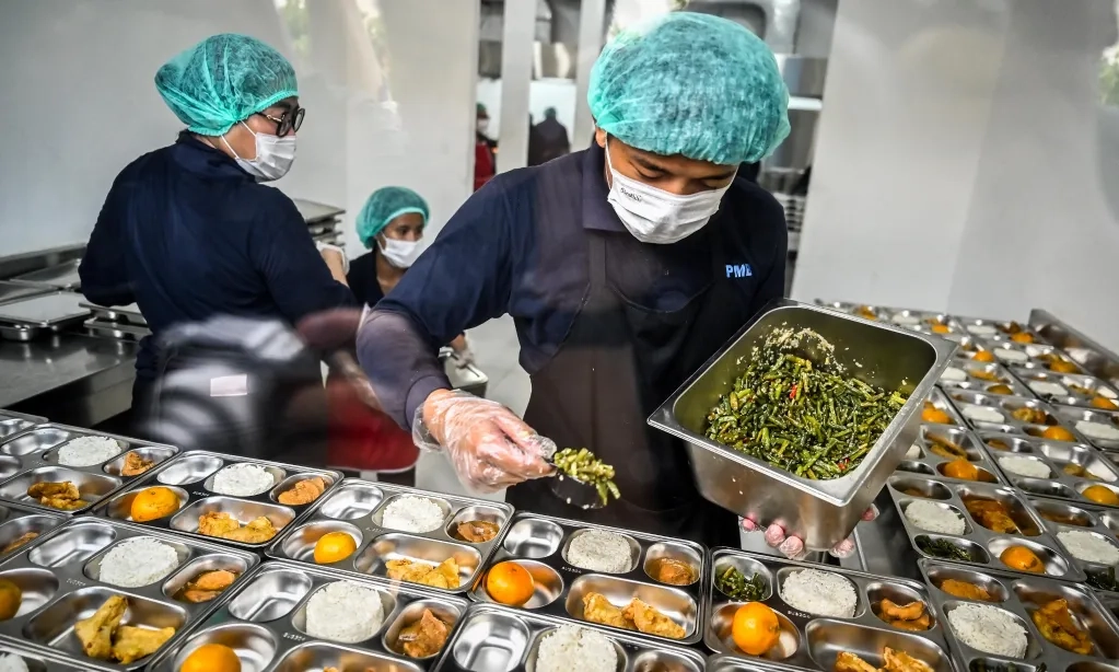 <p>BGN Catat Ada 21 SPPG Pesantren</p>