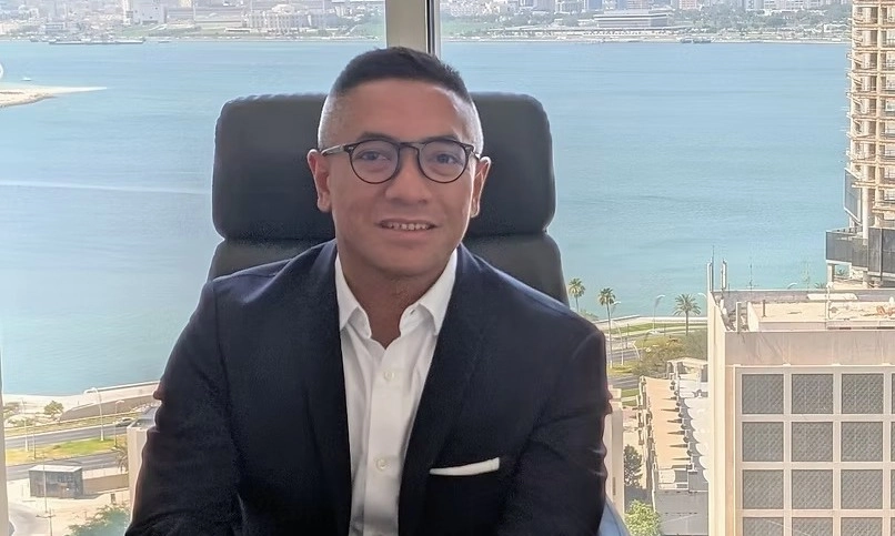 <p id="isPasted">OJK Sesalkan Eks CEO Investree Adrian Asharyanto Jadi CEO Di Qatar</p>