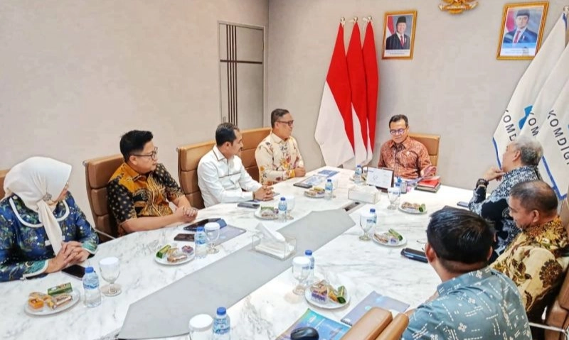 <p id="isPasted">Kepri Siapkan Lahan 3.000 Hektare Untuk Kawasan AI Dan Pusat Data</p>