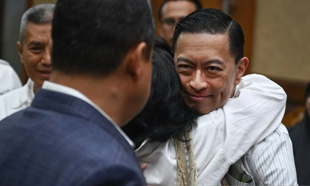 <p>DPR Setuju Presiden Beri Amnesti Hasto dan Abolisi Tom Lembong</p>