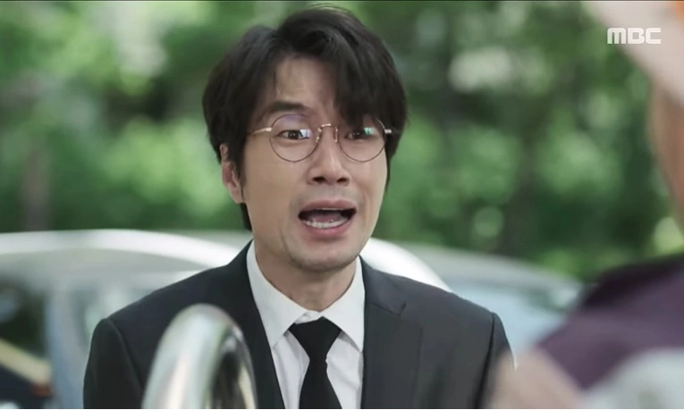 <p id="isPasted">Aktor Korea Song Young-kyu Ditemukan Meninggal Dunia</p>