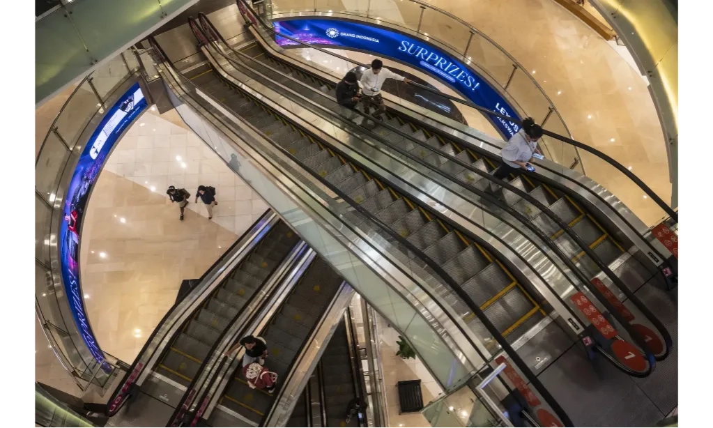 <p id="isPasted">Ekonom Proyeksi Pertumbuhan Ekonomi Kuartal II/2025 4,78%</p>