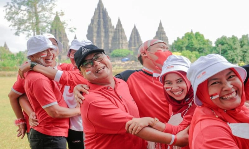 <p>Seru-seruan Rayakan Agustusan Di 3 Candi</p>