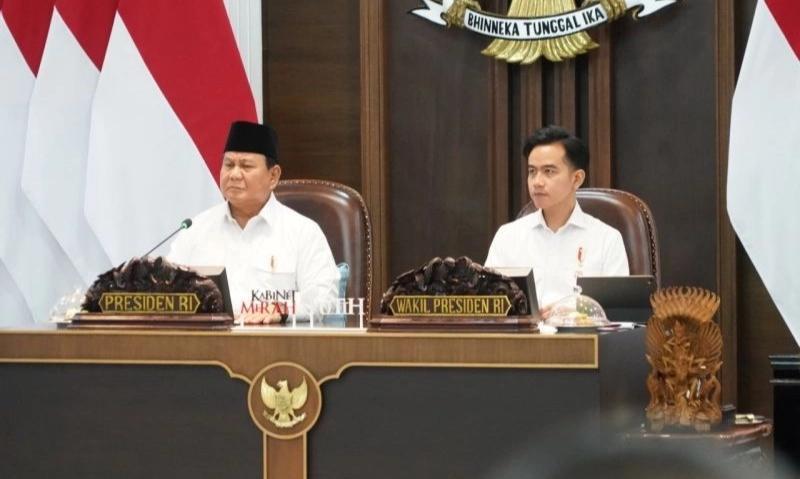 <p id="isPasted">Prabowo Apresiasi Tim Negosiasi Tarif AS</p>
