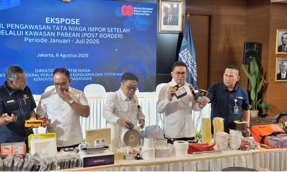 <p>Mendag Pede Ekspor Indonesia ke AS Tetap Tinggi, Surplus Jadi Bukti</p>