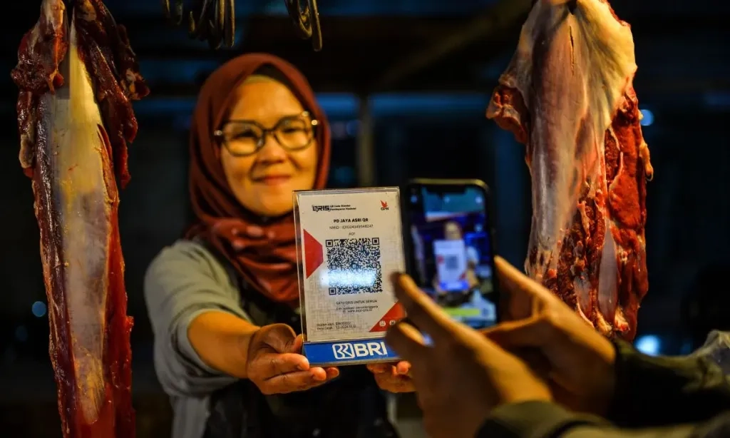 <p dir="ltr" id="isPasted">BI: QRIS Bisa Dipakai di Jepang Pertengahan Agustus, China Akhir Tahun</p>