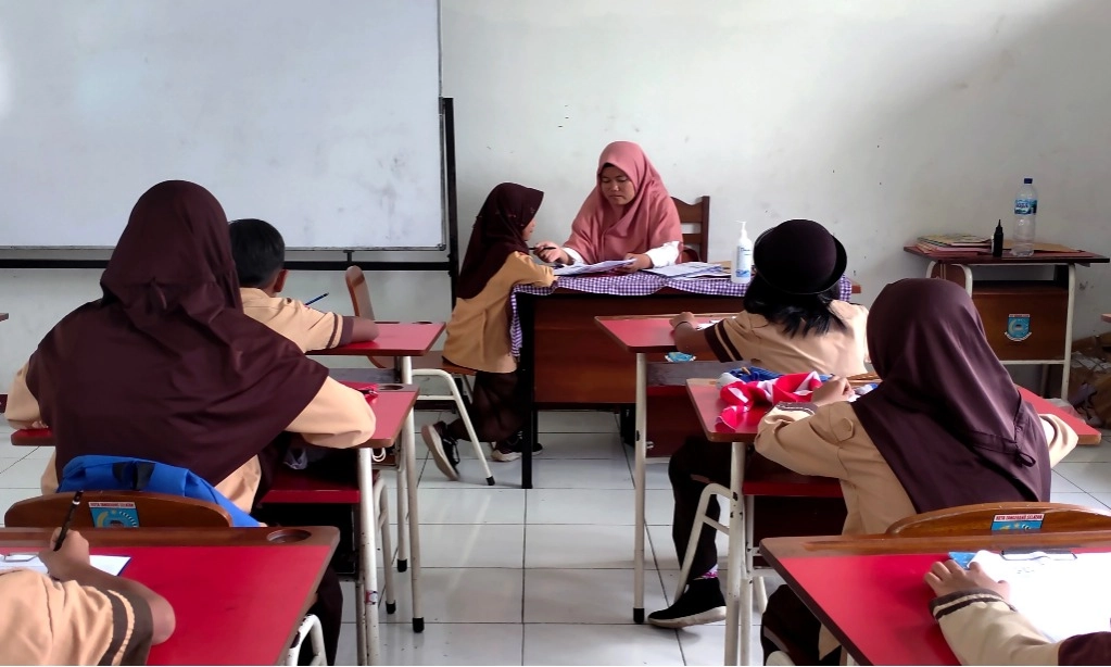 <p>JPPI Minta Jangan Politisi Guru Honorer</p>