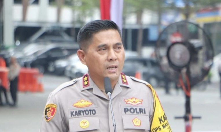 <p>Irjen Karyoto Bantah Marah Ke Kapolri</p>