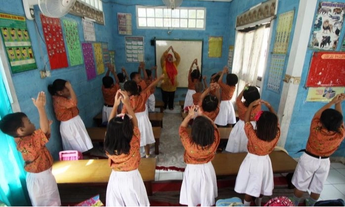 <p>Syarat Guru Dapat Bantuan Subsidi Upah</p>