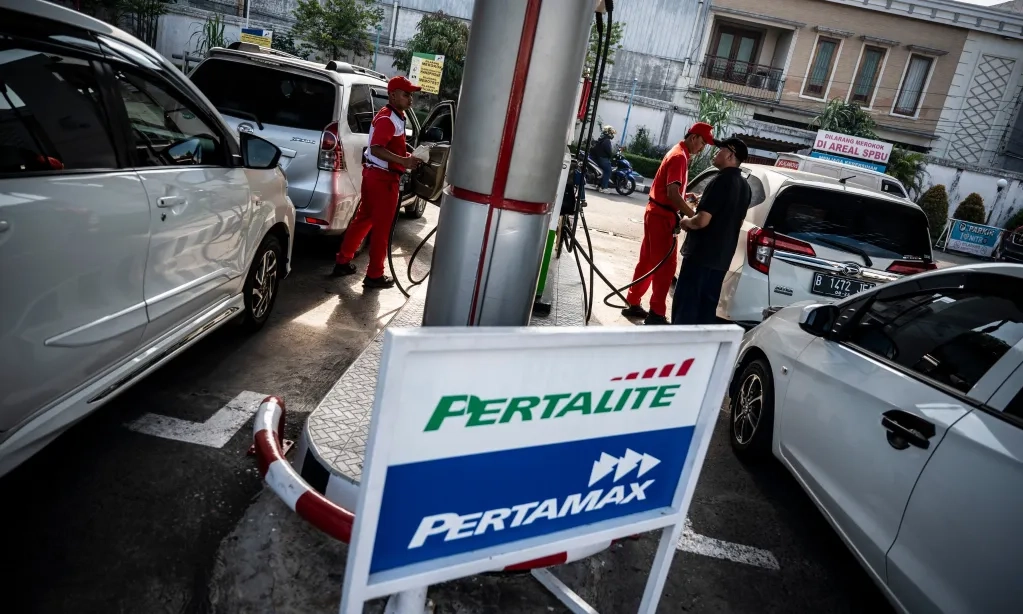 <p id="isPasted">Survei BI Perkirakan Penjualan Eceran Juli 2025 Naik</p>