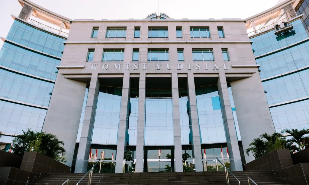 <p>KY Janji Bereskan Laporan Tom Lembong</p>