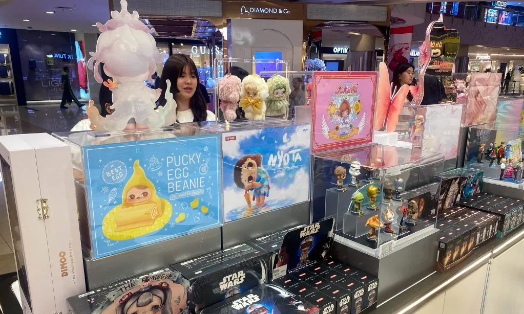 <p dir="ltr" id="isPasted">Siasat Mal Hadapi Serbuan Duet Rohana Dan Rojali</p>