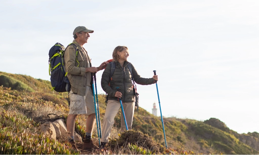 <p>Tips Aman Berwisata Alam</p>