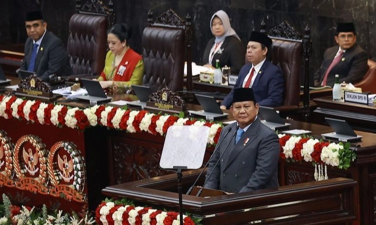 <p>Prabowo Tak Gentar Lawan Jenderal Beking Tambang Ilegal</p>