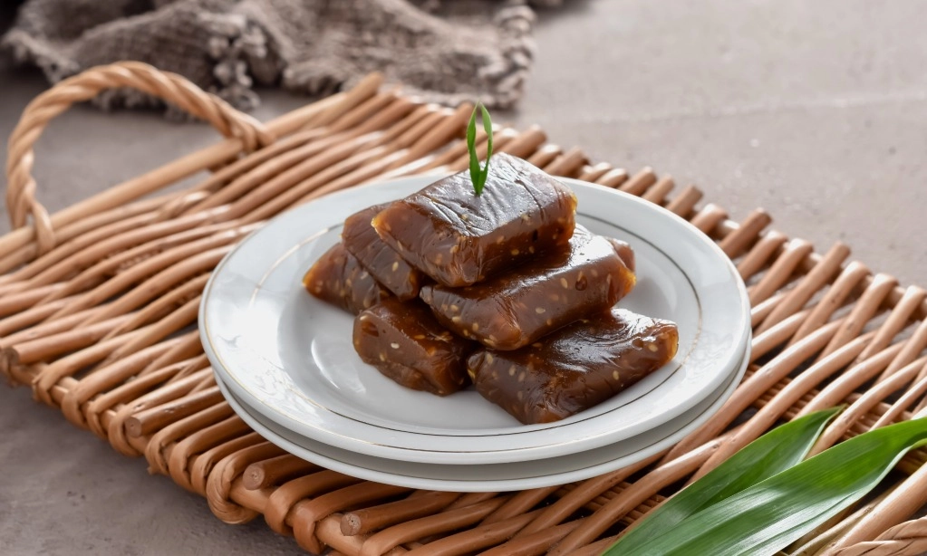 <p id="isPasted">Anak Muda Didorong Promosikan Wisata Gastronomi Indonesia</p>